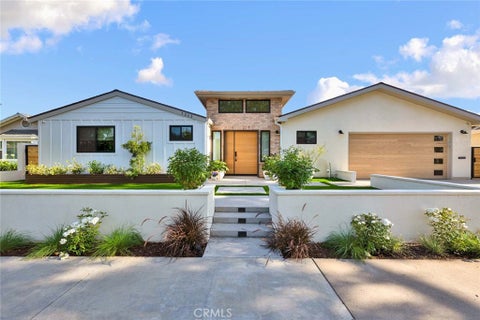 Photo of 3262 Ruth Elaine Dr, Rossmoor, CA 90720 (MLS # PW26044784)