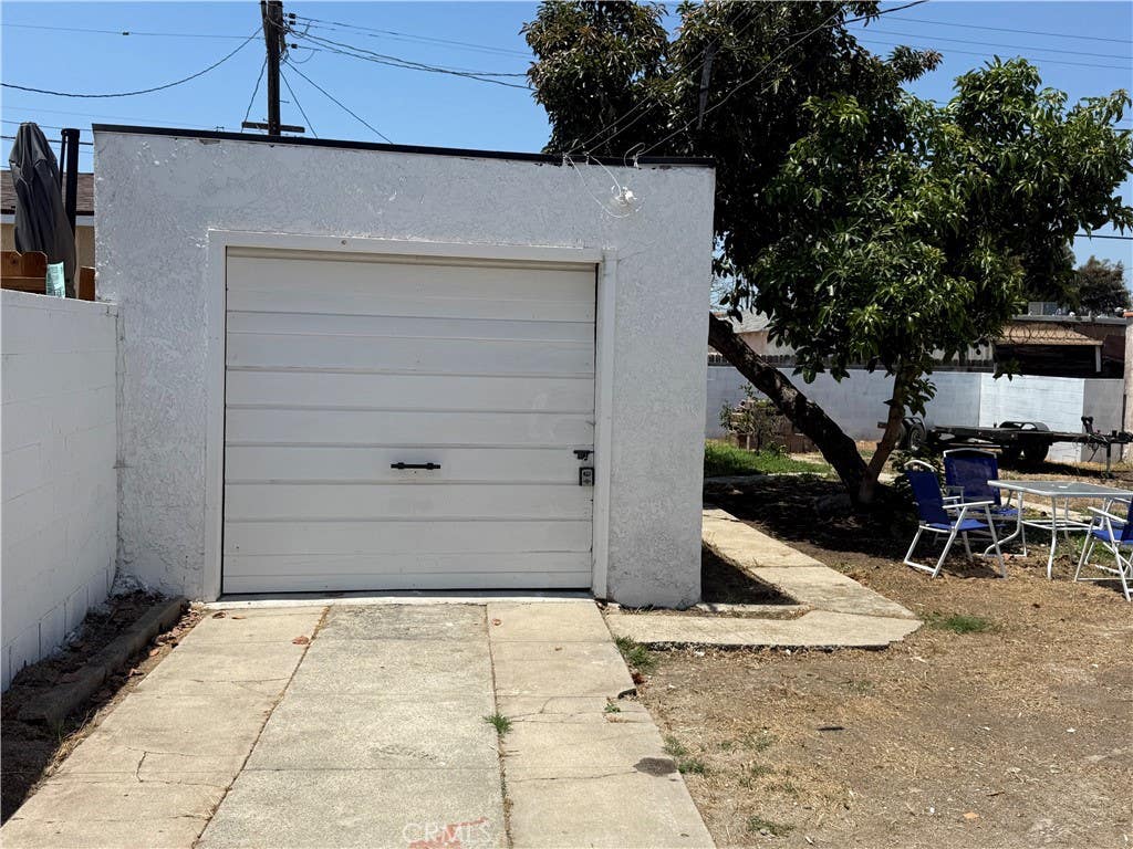 Photo of 9151 La Salle AVE, Los Angeles, CA 90047 (MLS # DW26162475)