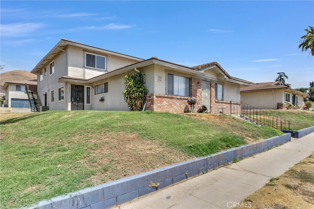 3536 Rainbow Lane