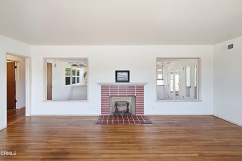 Tiny photo for 3405 Loma Vista Road, Ventura, CA 93003 (MLS # V1-38522)