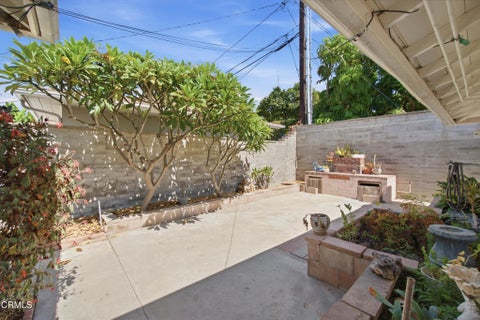 Tiny photo for 3405 Loma Vista Road, Ventura, CA 93003 (MLS # V1-38522)