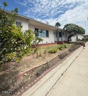 Photo of 3405 Loma Vista Road, Ventura, CA 93003 (MLS # V1-38522)