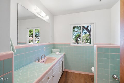 Tiny photo for 3405 Loma Vista Road, Ventura, CA 93003 (MLS # V1-38522)