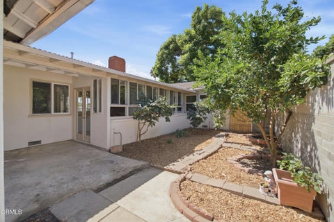 Tiny photo for 3405 Loma Vista Road, Ventura, CA 93003 (MLS # V1-38522)