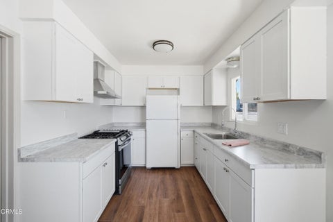 Tiny photo for 3405 Loma Vista Road, Ventura, CA 93003 (MLS # V1-38522)