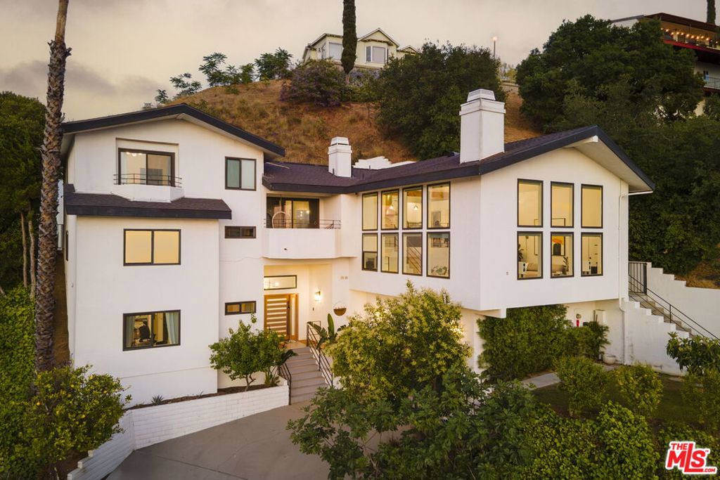 1320 Romulus Drive