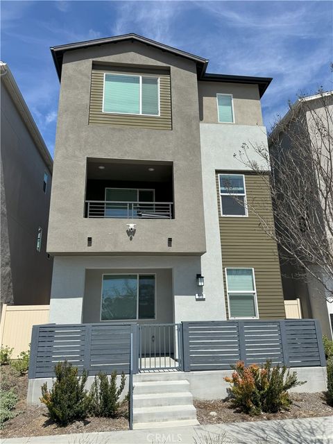 Photo of 913 E 2nd Street, Santa Ana, CA 92701 (MLS # OC26082725)