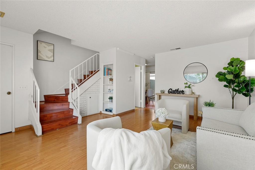 8515 Edgebrook Drive