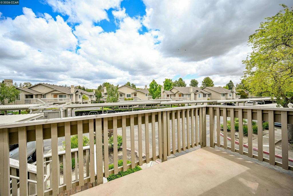 3659 Crow Canyon Rd