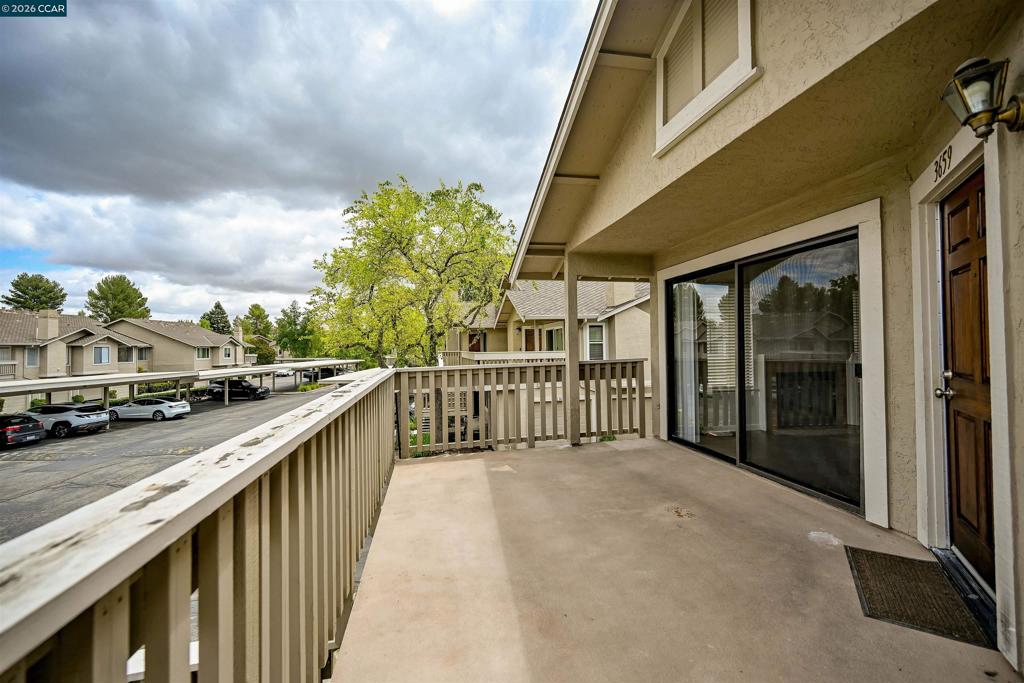 3659 Crow Canyon Rd