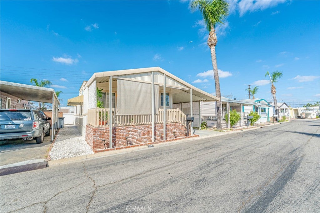 10001 W Frontage 113
