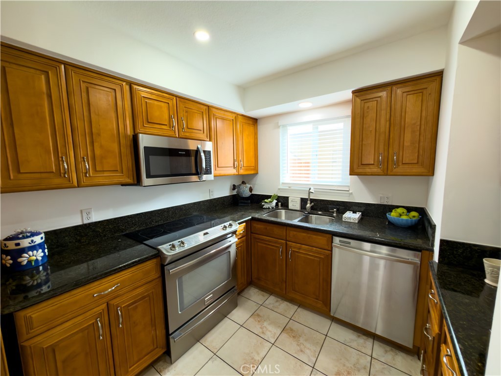Huntington Continental (HCON) - Residential