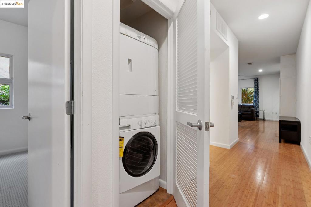 EMERYVILLE - Residential