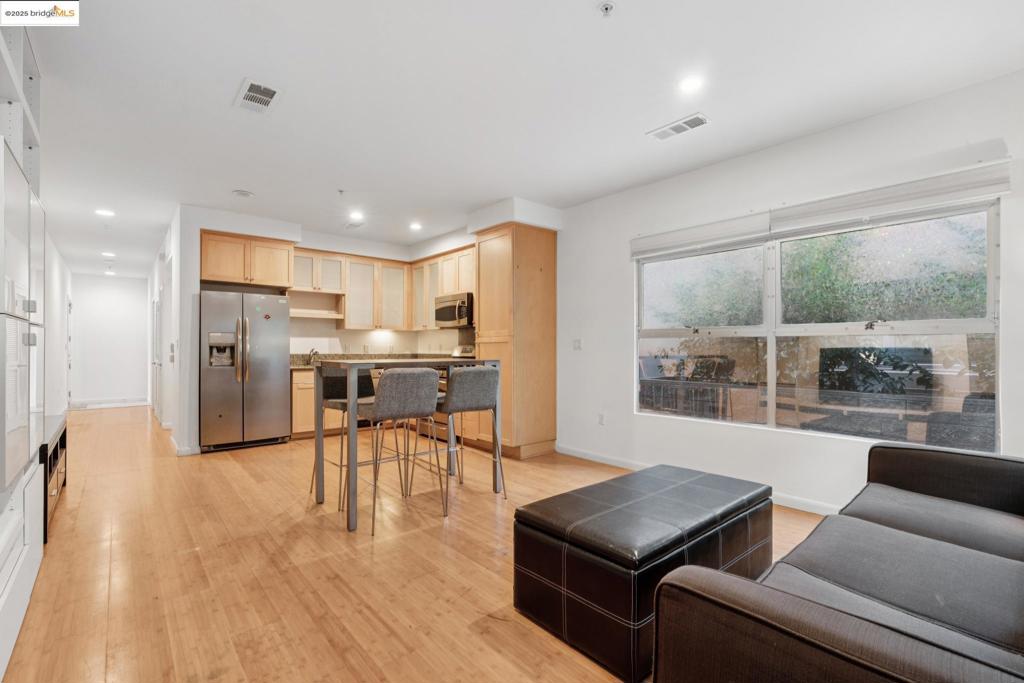 EMERYVILLE - Residential