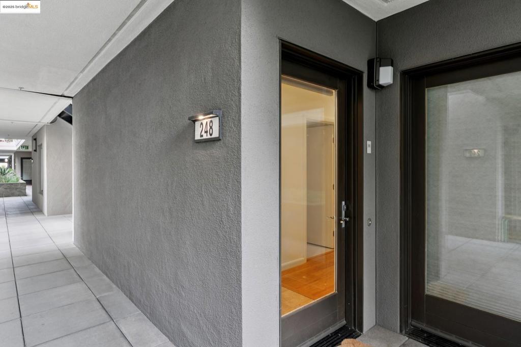 EMERYVILLE - Residential