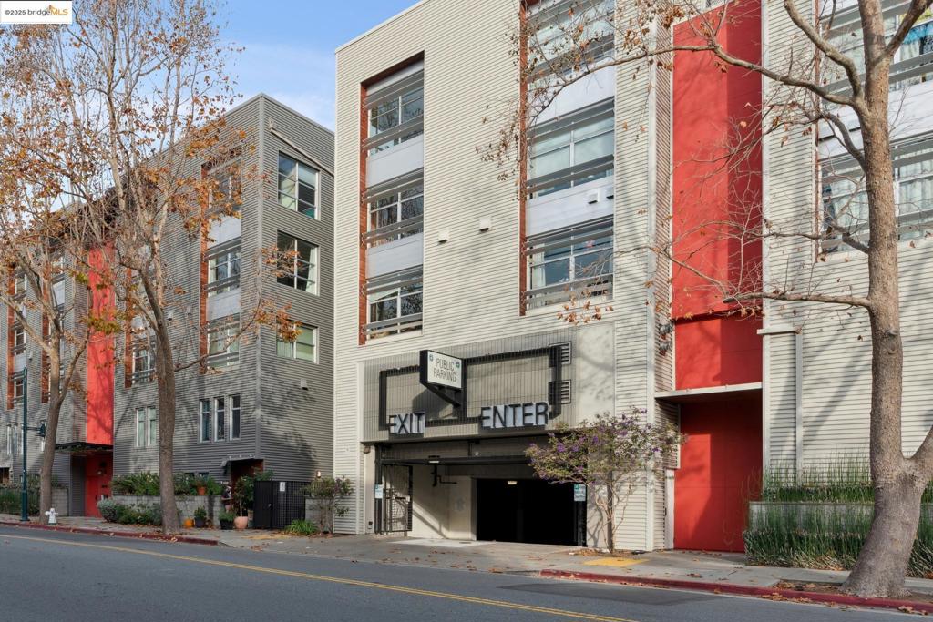 EMERYVILLE - Residential