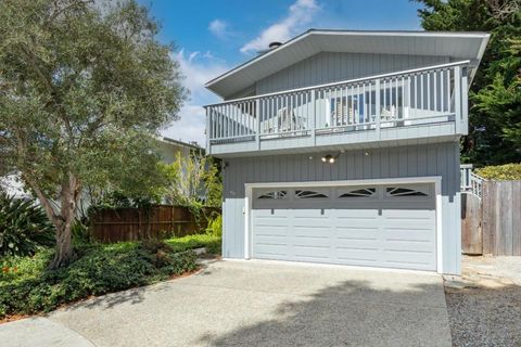 Photo of 542 Blackjack Lane, Santa Cruz, CA 95062 (MLS # ML82052742)
