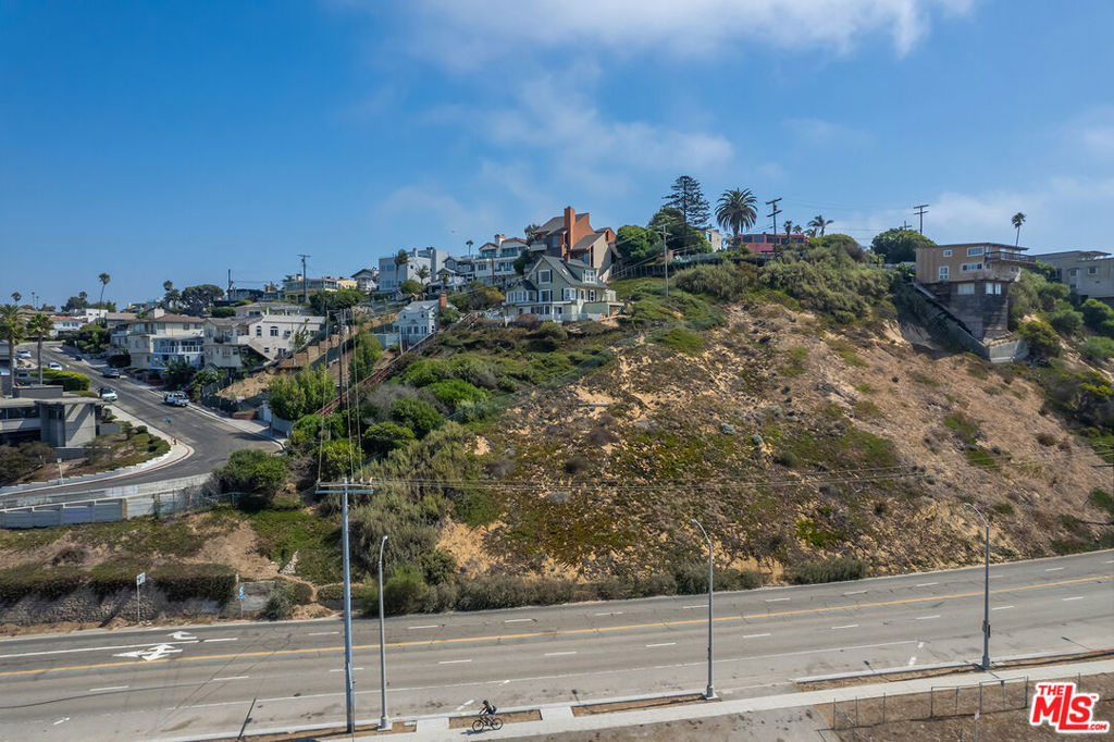 6916 Vista Del Mar
