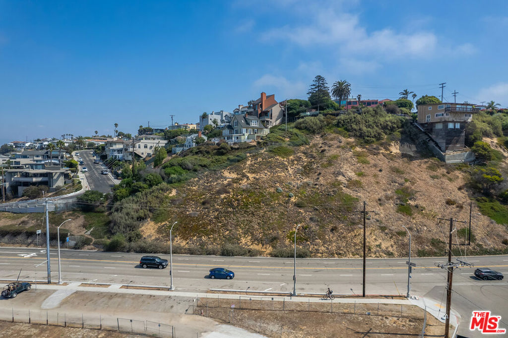6916 Vista Del Mar