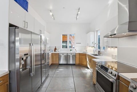 Tiny photo for 1512 8th Street, Oakland, CA 94607 (MLS # ML82064997)