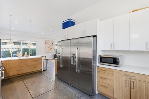 Tiny photo for 1512 8th Street, Oakland, CA 94607 (MLS # ML82064997)