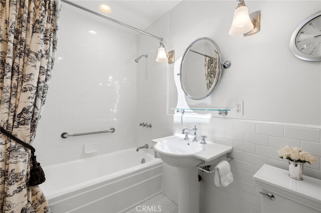 655 Catalina, Laguna Beach CA 92651 - Photo 38