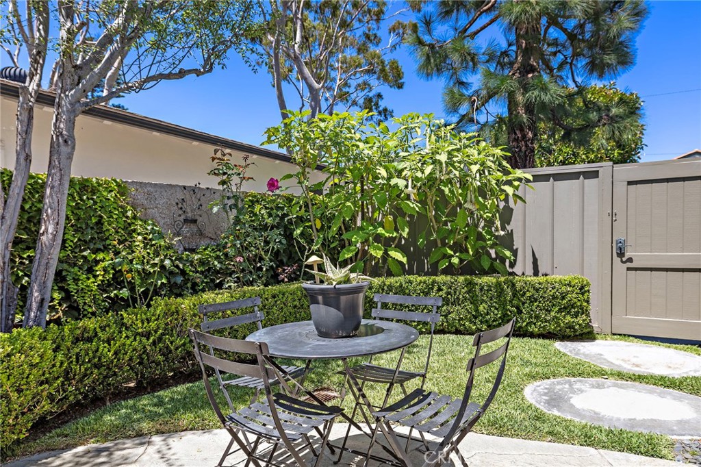 655 Catalina, Laguna Beach CA 92651 - Photo 26