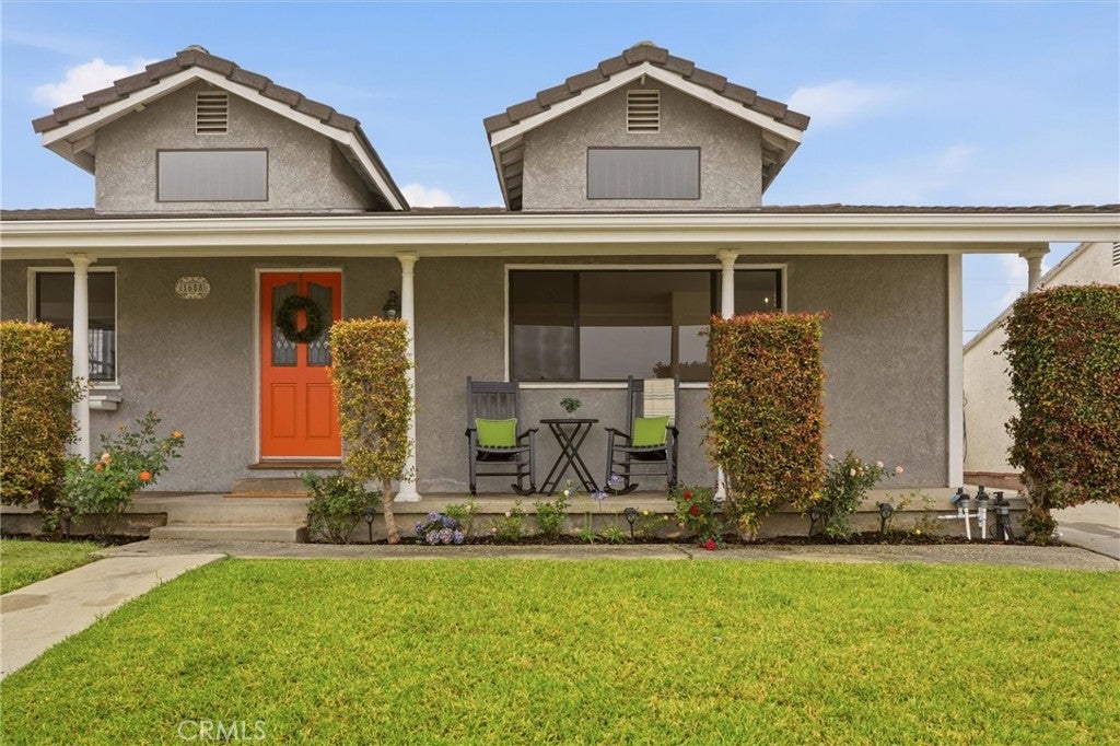1658 W 110th Place