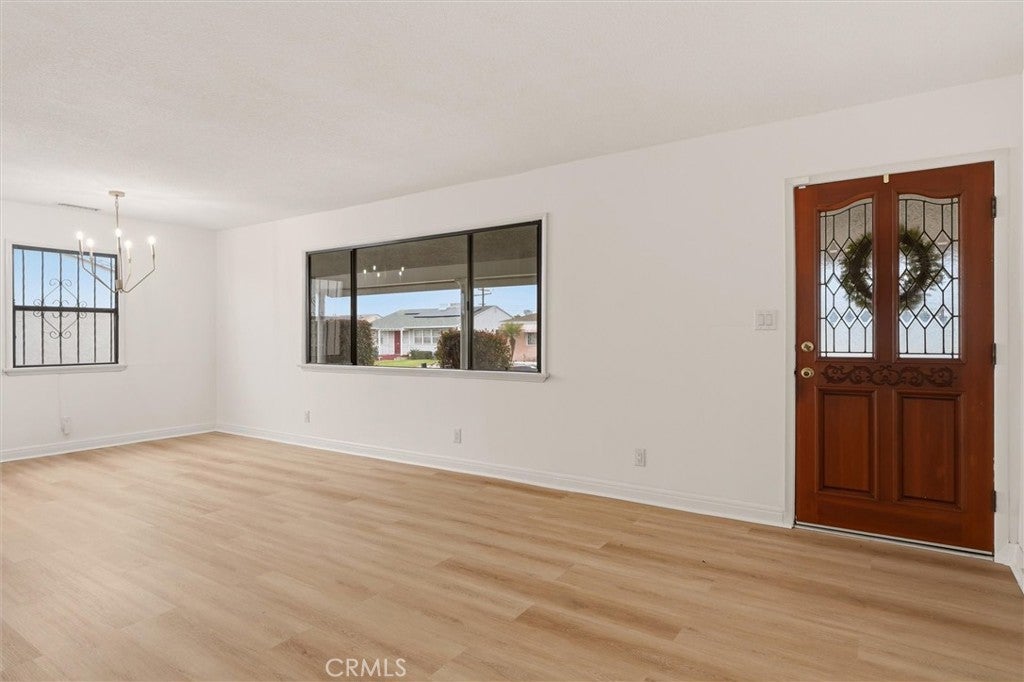 1658 W 110th Place