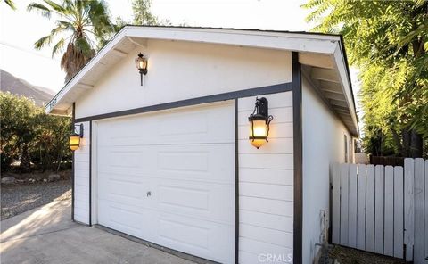 Photo of 33217 Wood Street St, Lake Elsinore, CA 92530 (MLS # PW26051468)