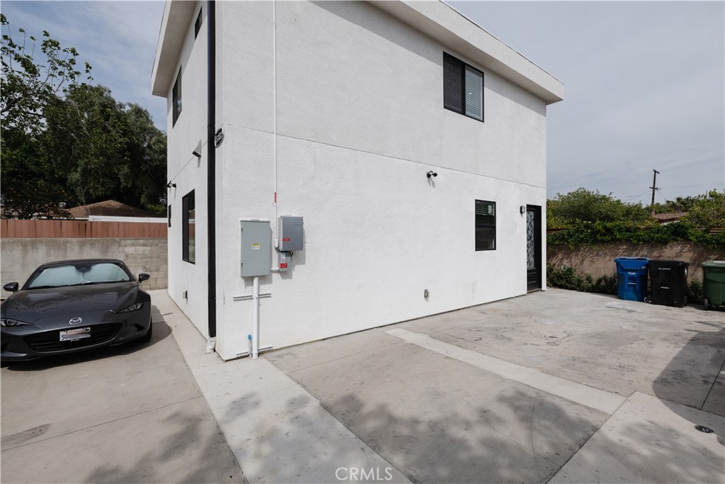 13316 Corcoran Street