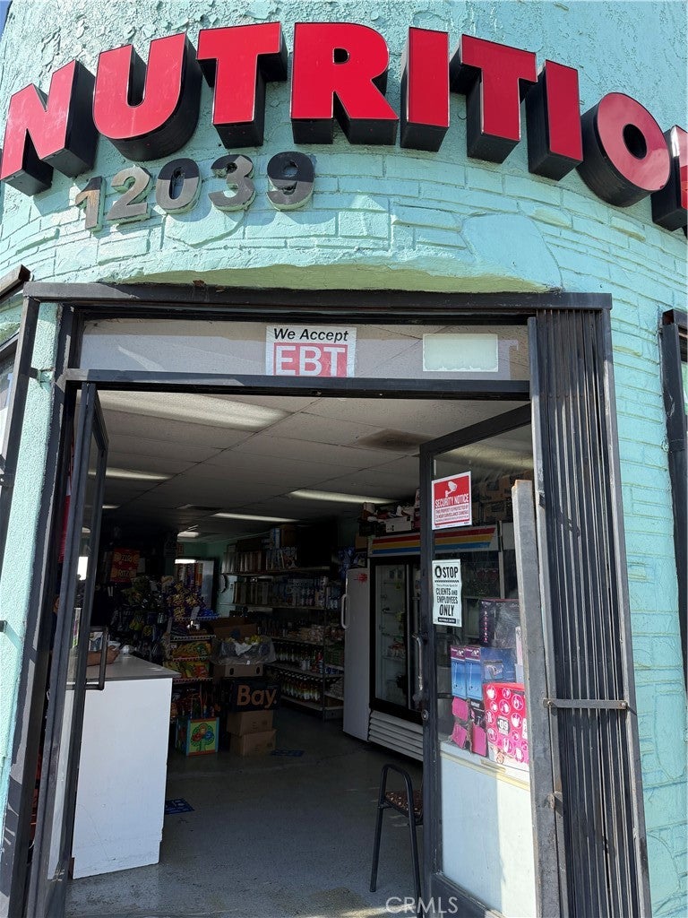 12039 Long Beach Blvd