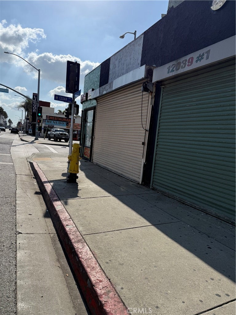 12039 Long Beach Blvd
