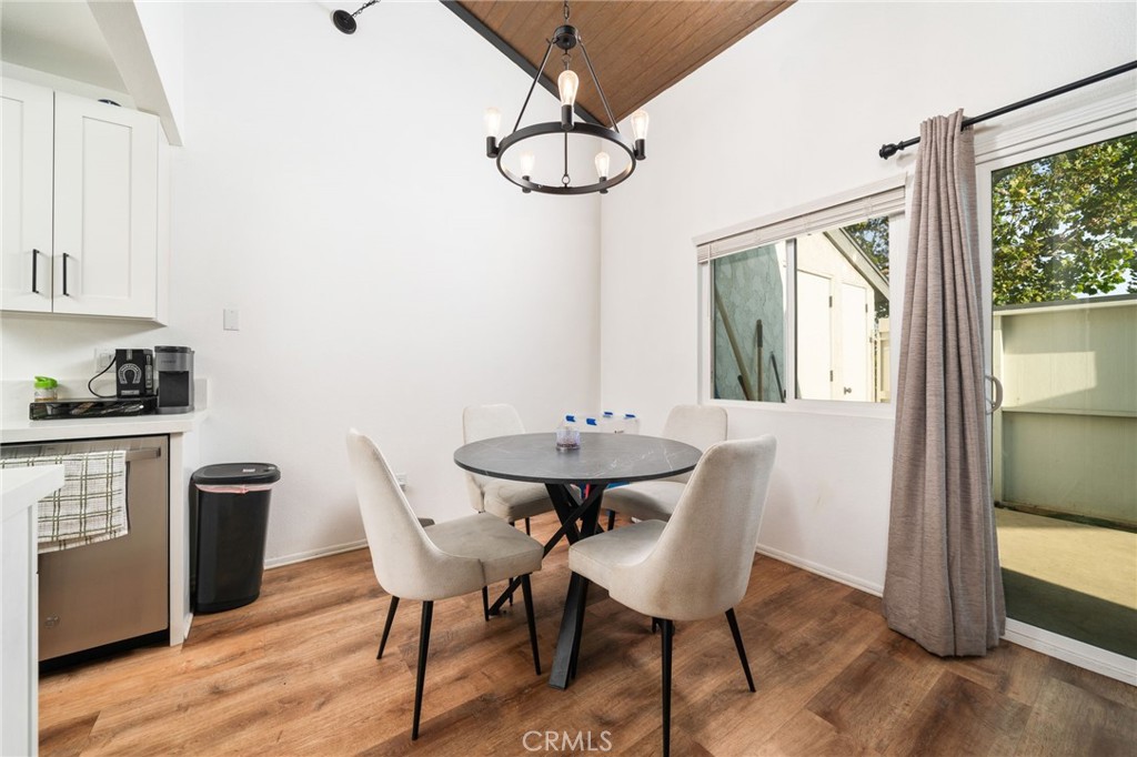 1342 W 8th Street