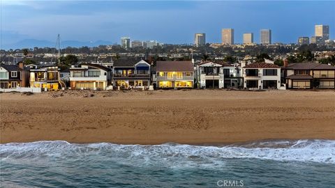 Photo of 1516 E Oceanfront, Newport Beach, CA 92661 (MLS # NP25199245)