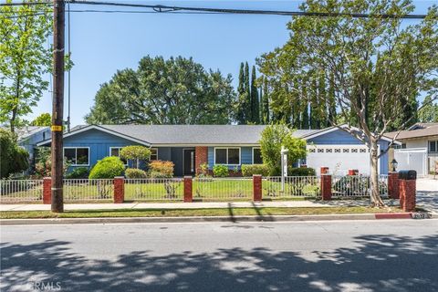 Photo of 2027 Holly Ave Ave, Arcadia, CA 91007 (MLS # CV26040727)