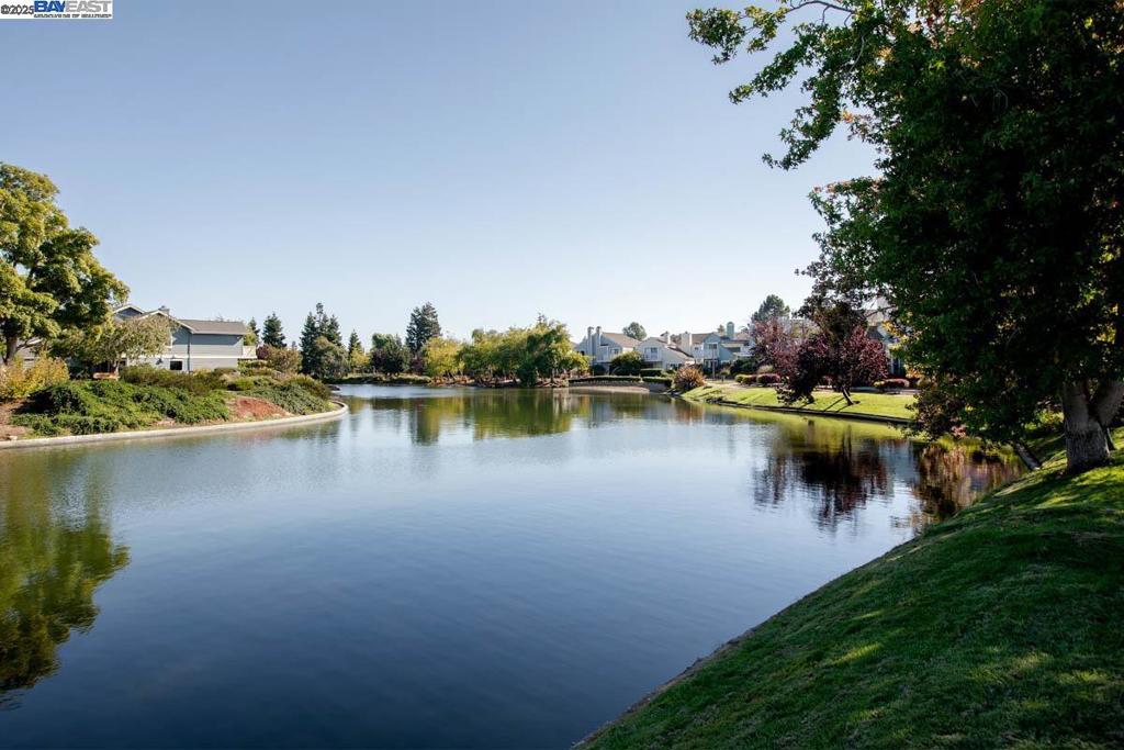 HARBOR BAY - Residential