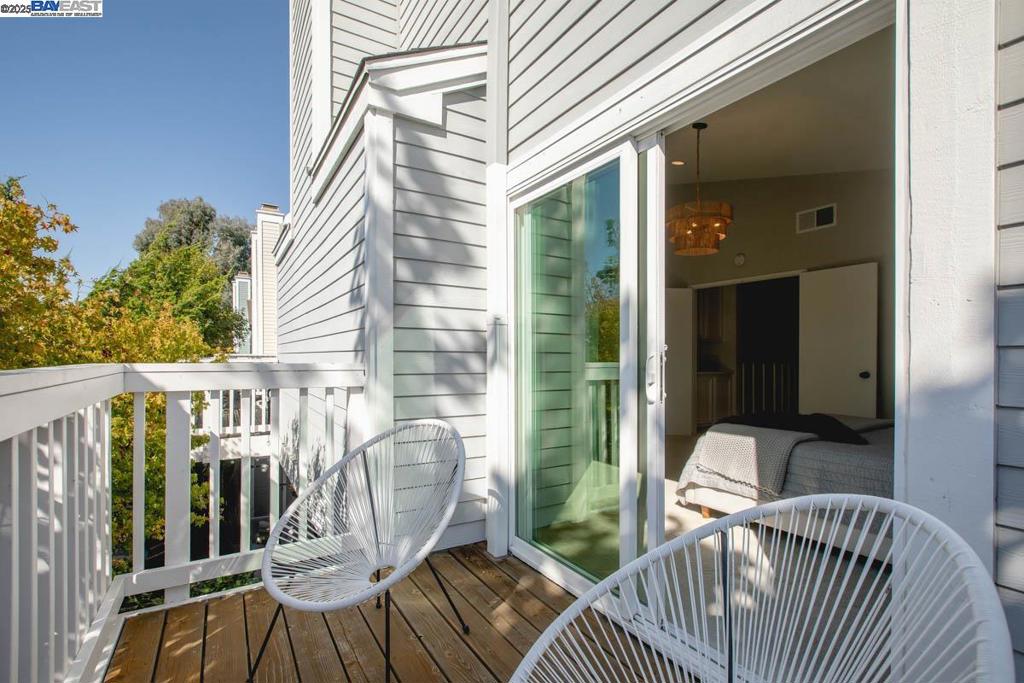 HARBOR BAY - Residential