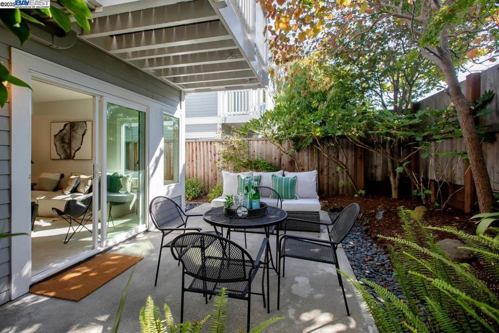 HARBOR BAY - Residential