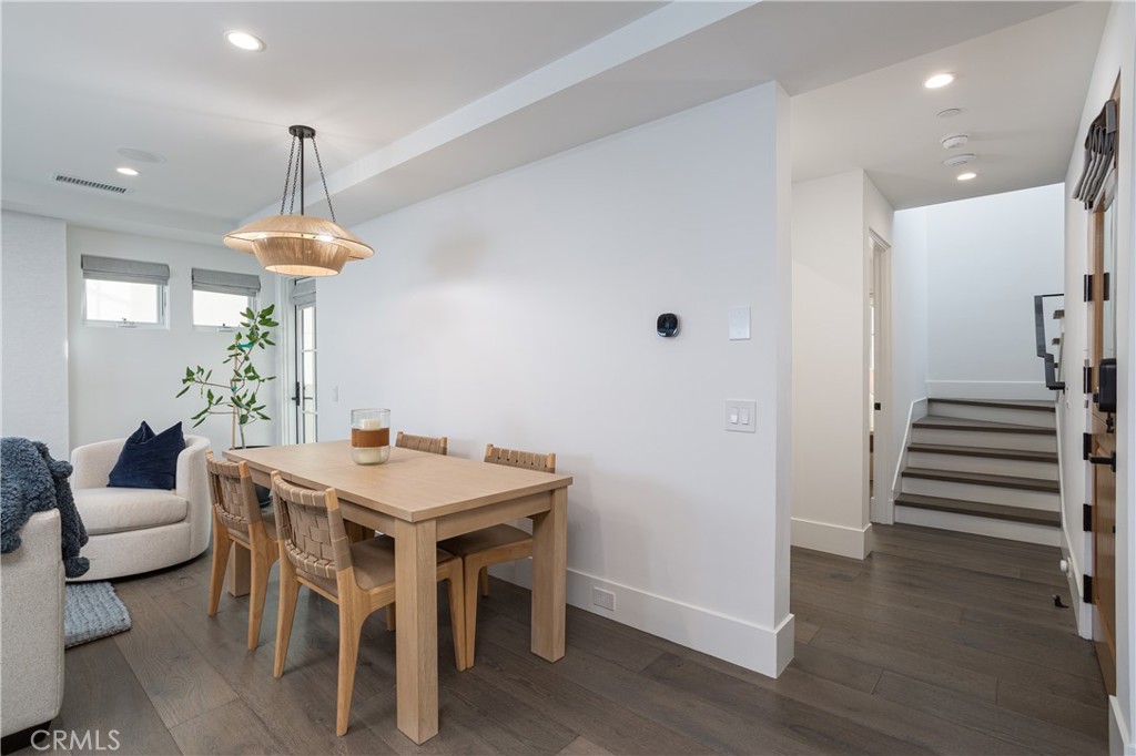 Corona del Mar North of PCH (CNHW) - Residential