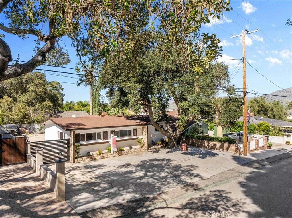 10143 Oro Vista Ave.