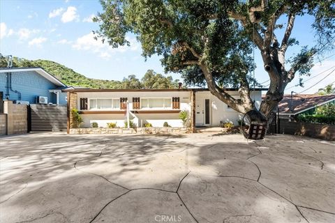 Photo of 10143 Oro Vista Ave., Sunland, CA 91040 (MLS # GD26015971)