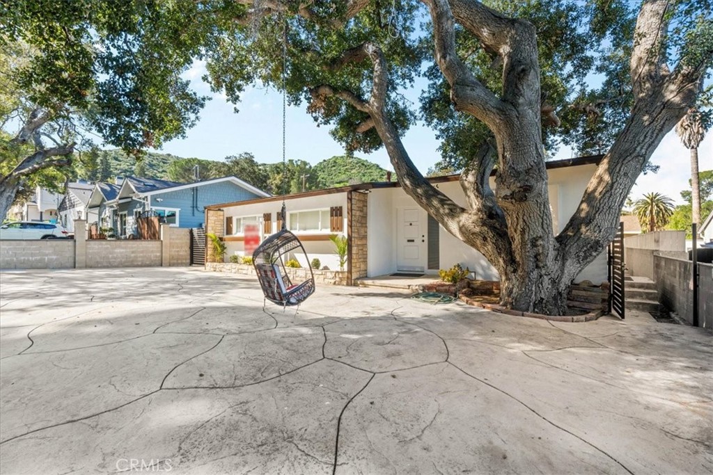 10143 Oro Vista Ave.