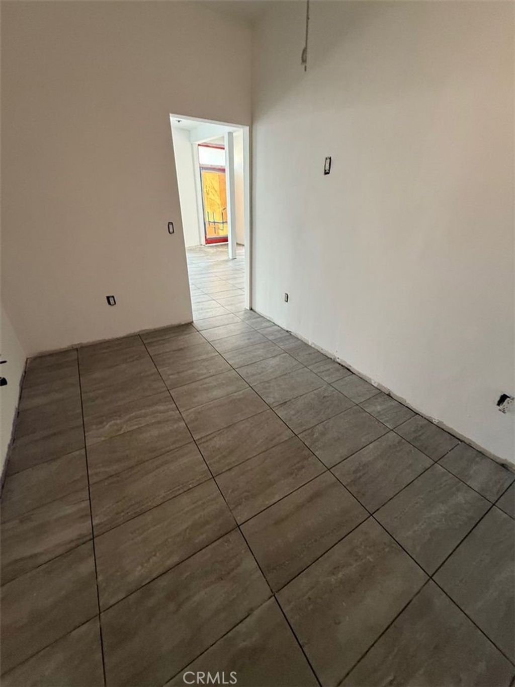 listing image 130720594908307206386