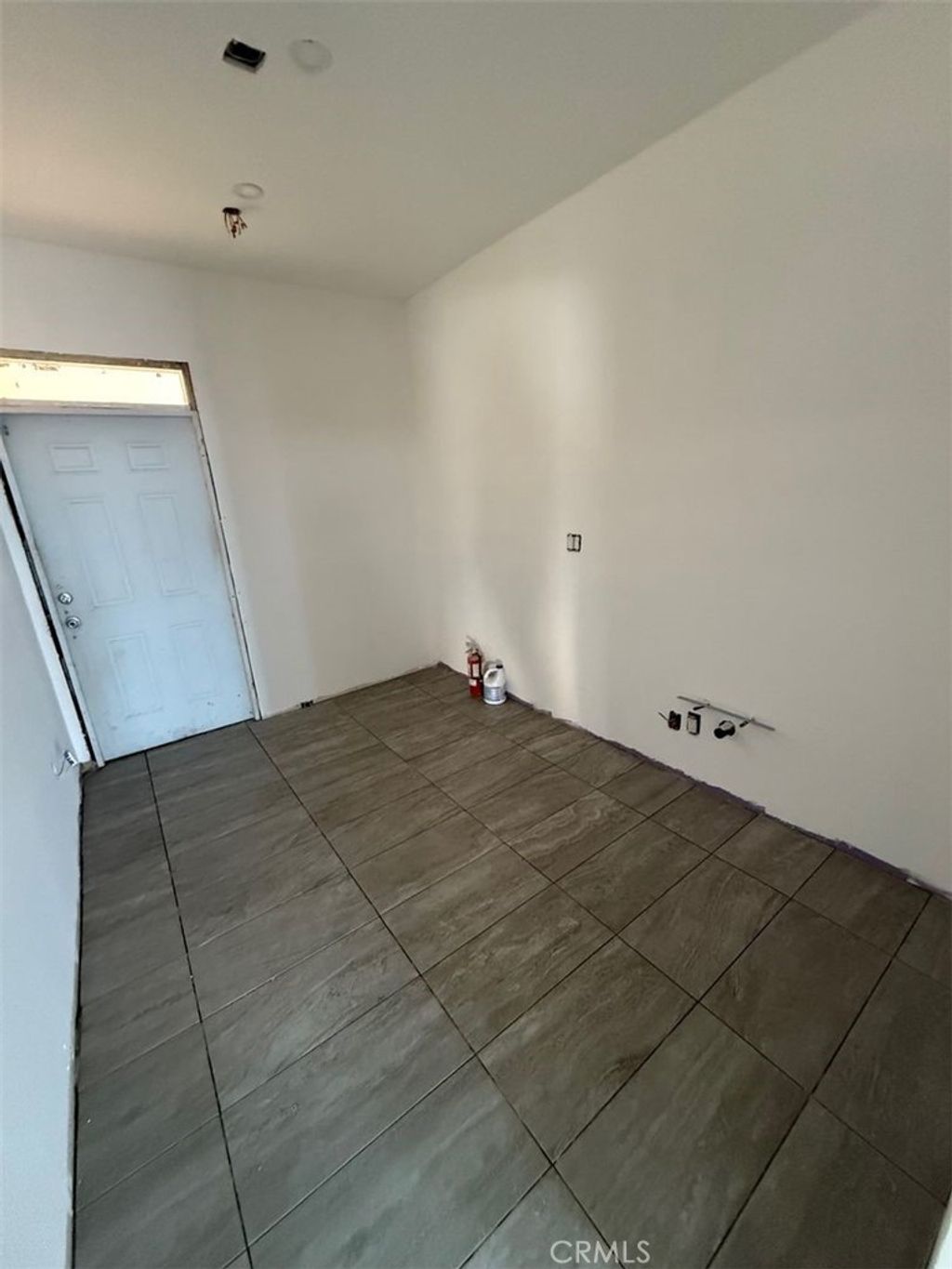 listing image 130726570563144021980