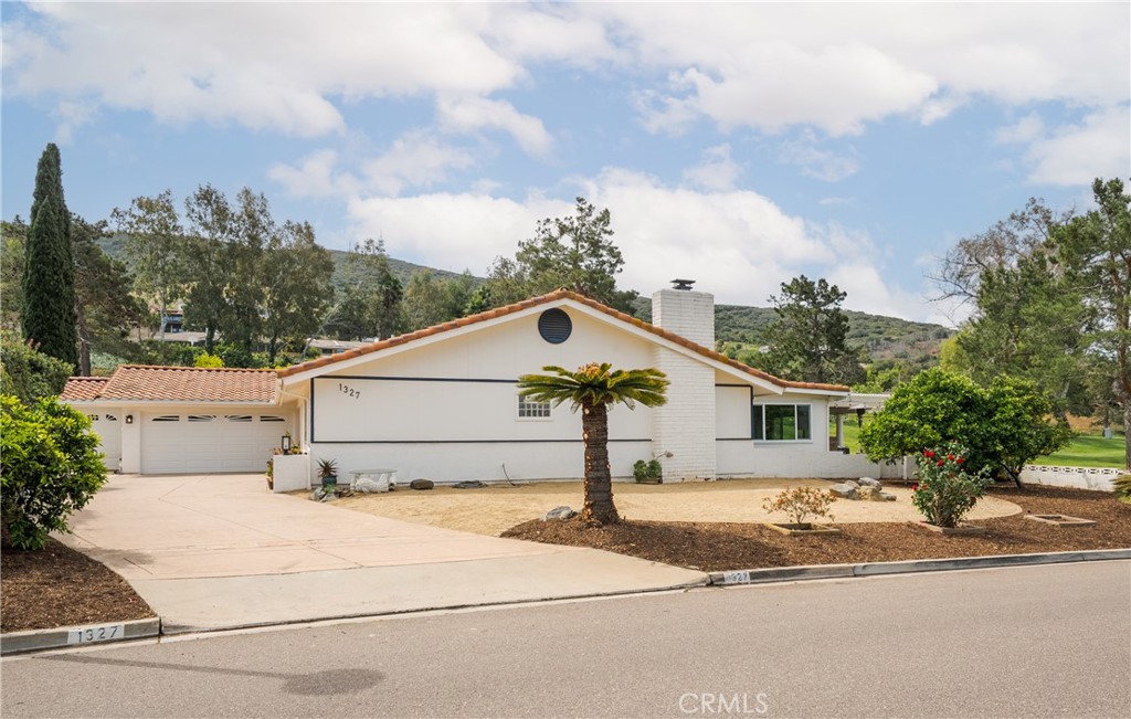 1327 San Julian Dr