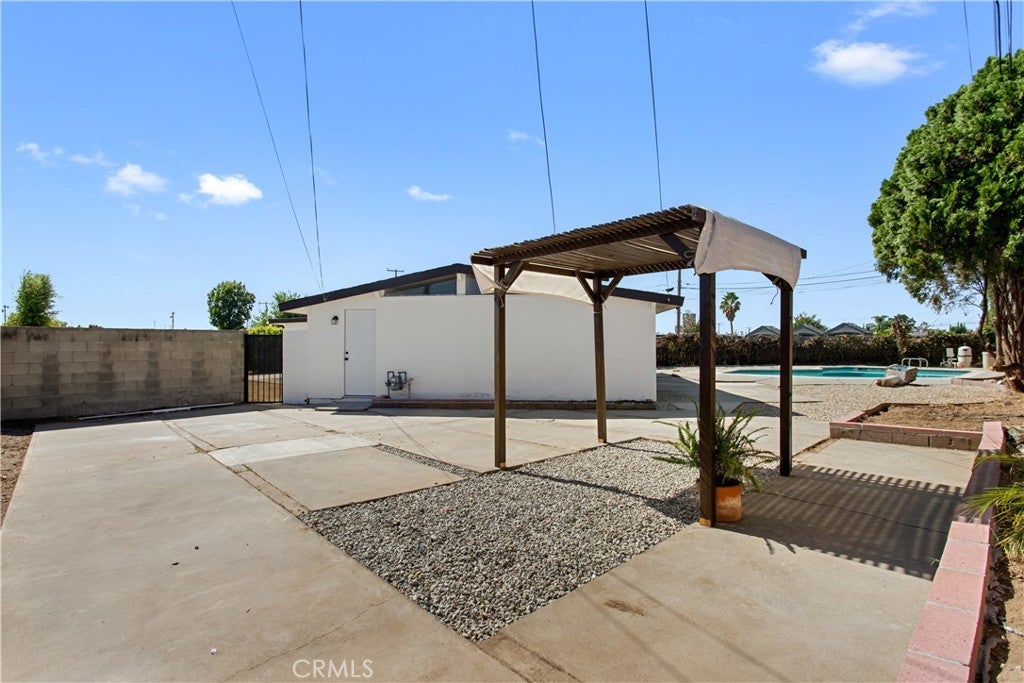 1351 N Calvados Avenue