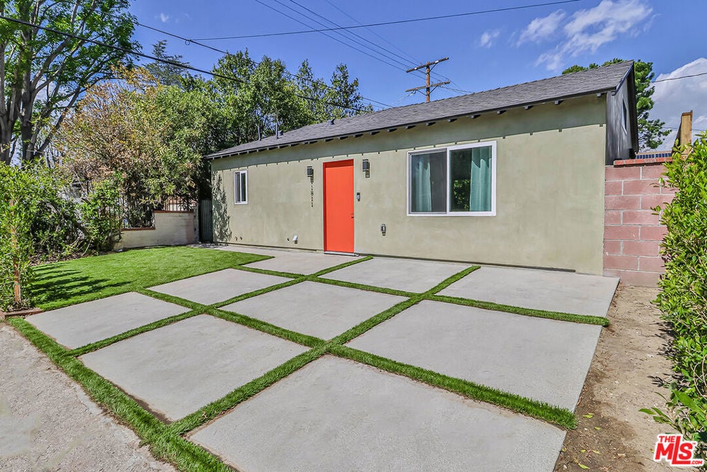 11801 Albers