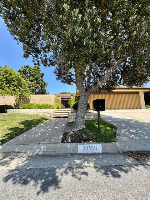 Photo of 30158 Avenida De Calma, Rancho Palos Verdes, CA 90275 (MLS # SB26094126)