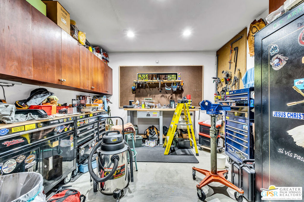 Pine cove - Residential